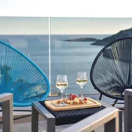 Nice In W/ Wifi, Outdoor Swimming Pool And Heated Swimming Pool * Razanj
